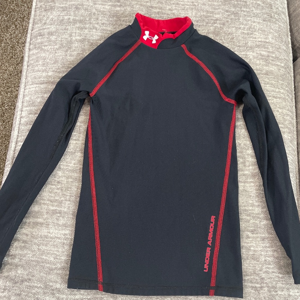 Long sleeve cold gear under armour shirt
